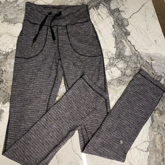 Lululemon Skinny Will Pant Grey Sz 6 - Picture 3 of 8